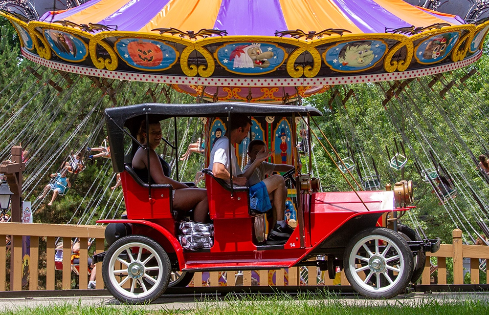 Lewis & Clark Trail at Holiday World